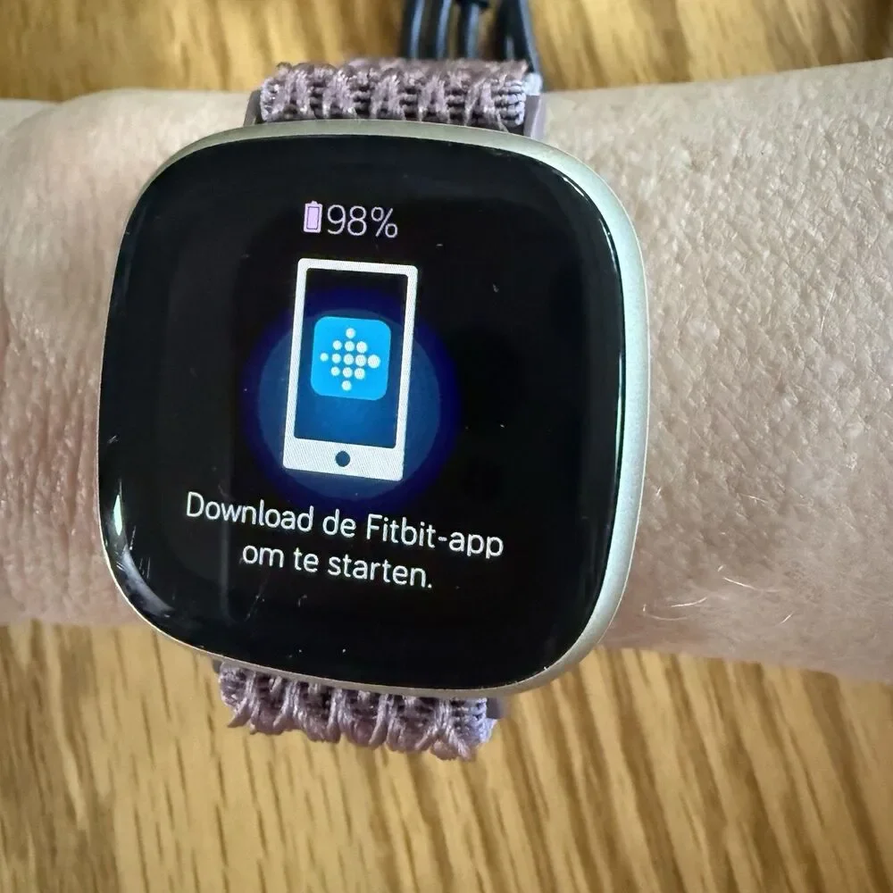 Fitbit Versa 3 FB511 Smartwatch GPS Fitness Watch – Charger Included Tested
